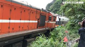 太魯閣號,第七節車廂,花蓮,隧道