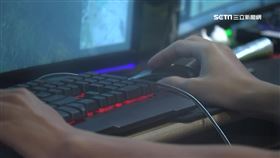 網咖、打電動、電玩、電腦、打字