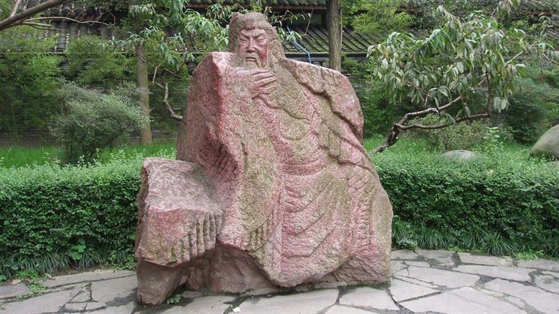 關羽像為何眼睛總閉著？沒人敢讓他開