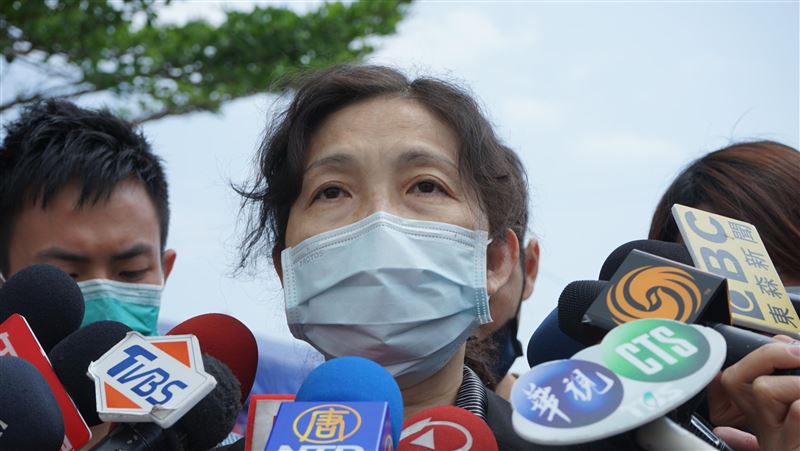 出軌現場發現小腿！檢拘提工程車副駕