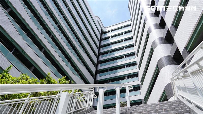 不是4萬了！柯P揭瑞光社宅租金