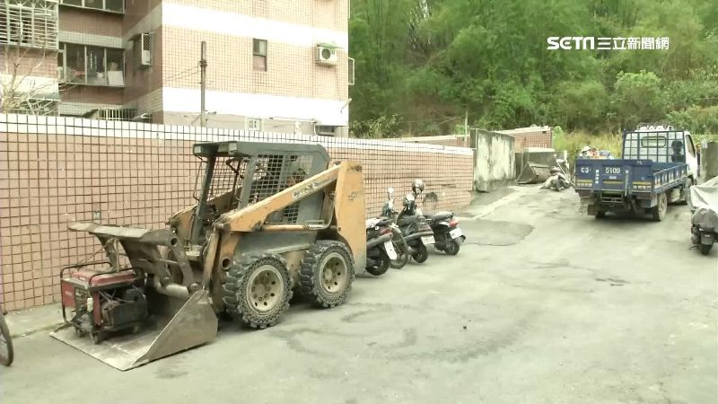 控建商蓋房拆擋土牆　居民區長爆衝突