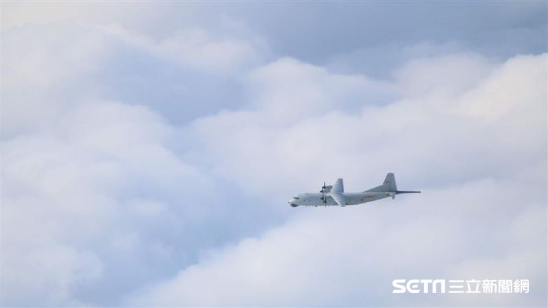 15架共機擾台！運8囂張飛東部偵蒐