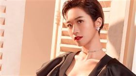 Lulu（黃路梓茵）近日成為內衣品牌黛安芬代言人，大方在臉書分享美胸照（圖／翻攝自Lulu 黃路梓茵粉專）