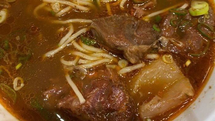 牛肉麵超佛價25元　網曝地點強推薦