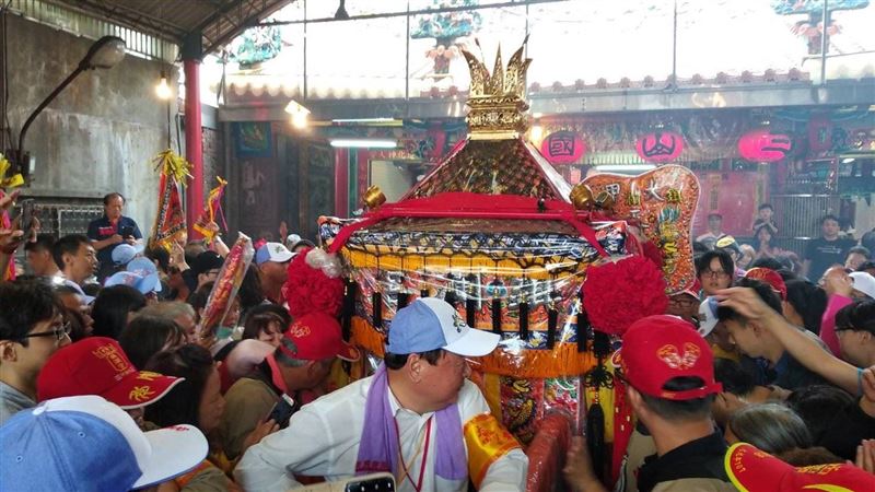 憑神轎指引！白沙屯媽停駕、駐駕差別