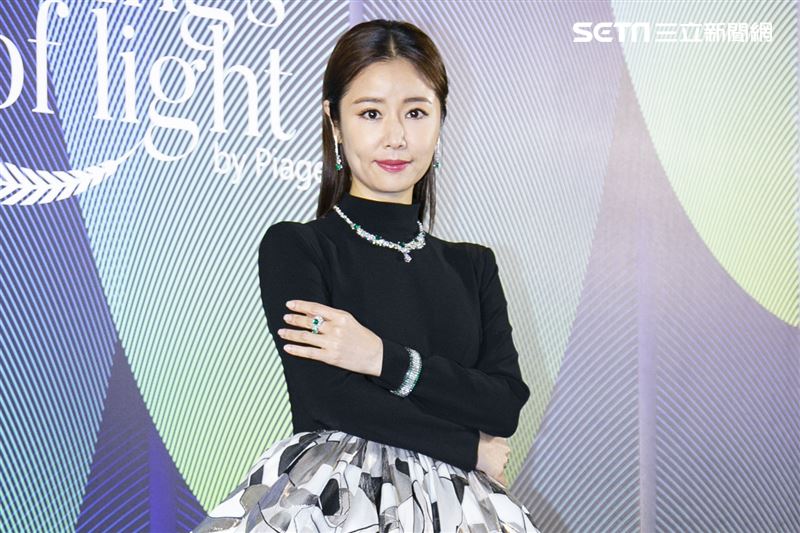 林心如出席2021頂級珠寶暨腕錶展「Wings of Light 光之羽翼」鑑賞會。（圖／記者楊澍攝影）