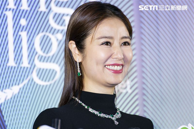 林心如出席2021頂級珠寶暨腕錶展「Wings of Light 光之羽翼」鑑賞會。（圖／記者楊澍攝影）