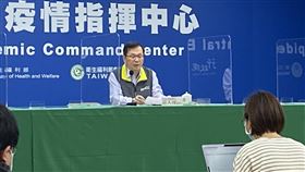 指揮中心發言人莊人祥說明，檢疫未來鬆綁機會高。（圖／記者簡浩正攝影）