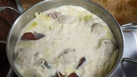 買豆漿少看這2個字　整鍋味道讓人妻崩潰！網呼喊「台南人在哪」（圖／翻攝自爆怨2公社）