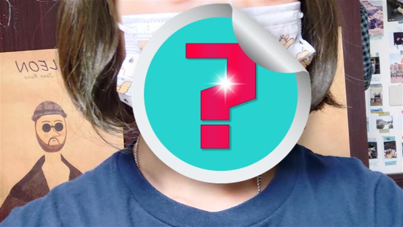 她買公益口罩　戴上卻像害羞圖案