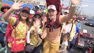 大甲媽祖超人氣　吳鳳、宥勝也遶境