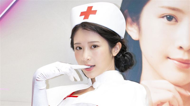 雞排妹3年秘戀吹了　中國網民急翻牆