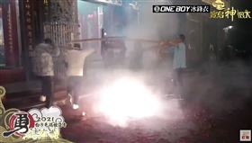 ▲含羞草日記首度體驗白沙屯媽祖徒步進香。（圖／寶島神很大）