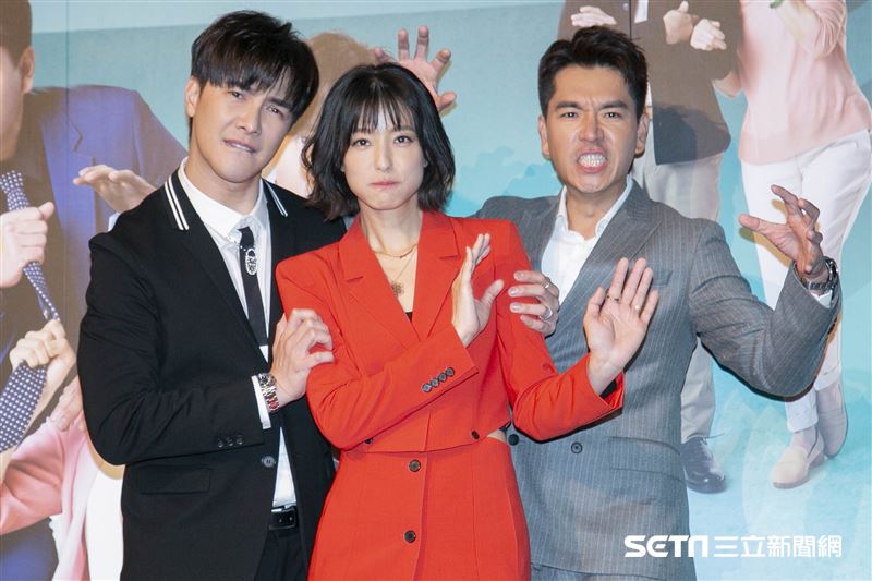 全新八點華劇《三隻小豬的逆襲》舉行首映會，卡司陣容空前，除了王傳一、賴雅妍、謝佳見以外，還有「老爸專業戶」李天柱、劉瑞琪、魏蔓、孫沁岳、高英軒，還有成語蕎等。（圖／記者楊澍攝影）