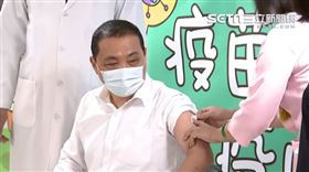 侯友宜施打AZ疫苗