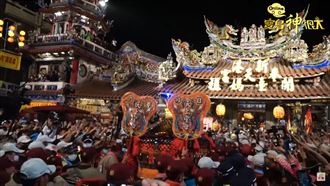 大甲媽駐駕奉天宮！萌妹成全場嬌點