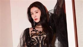 張碧晨工作停擺3個月，近日復出了。（圖／翻攝自影視綜藝君微博）