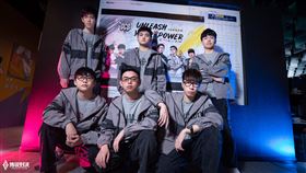 ▲新科世界冠軍MAD展現霸主實力，以例行賽第一資格率先晉級季後賽，誓言挑戰史無前例的二連霸。（圖／主辦單位提供）