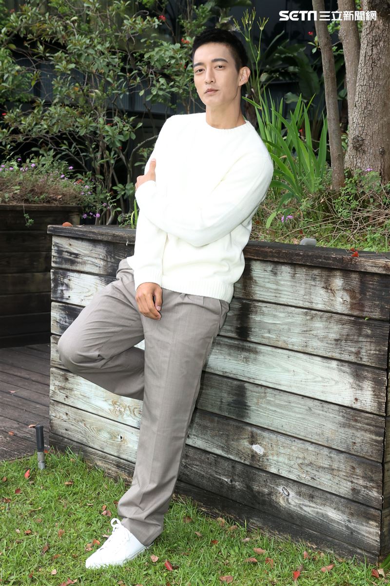 「全明星」王家梁三立新聞網專訪。（記者邱榮吉/攝影）