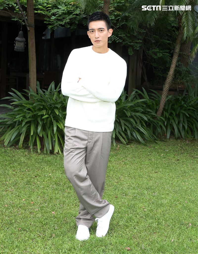 「全明星」王家梁三立新聞網專訪。（記者邱榮吉/攝影）