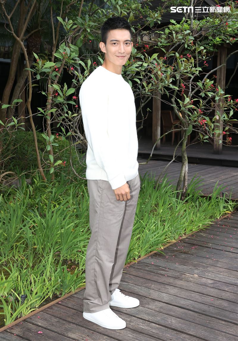 「全明星」王家梁三立新聞網專訪。（記者邱榮吉/攝影）