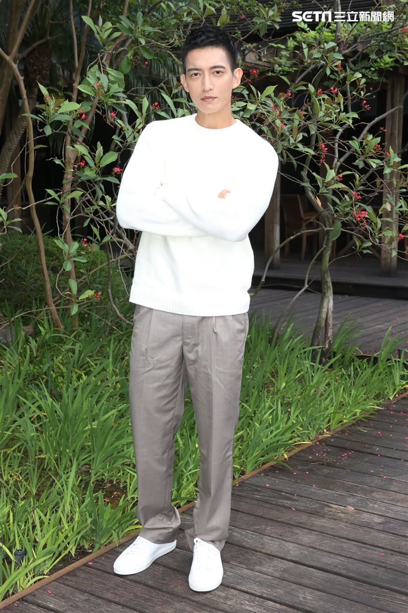 「全明星」王家梁三立新聞網專訪。（記者邱榮吉/攝影）