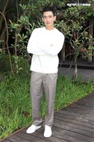 「全明星」王家梁三立新聞網專訪。（記者邱榮吉/攝影）