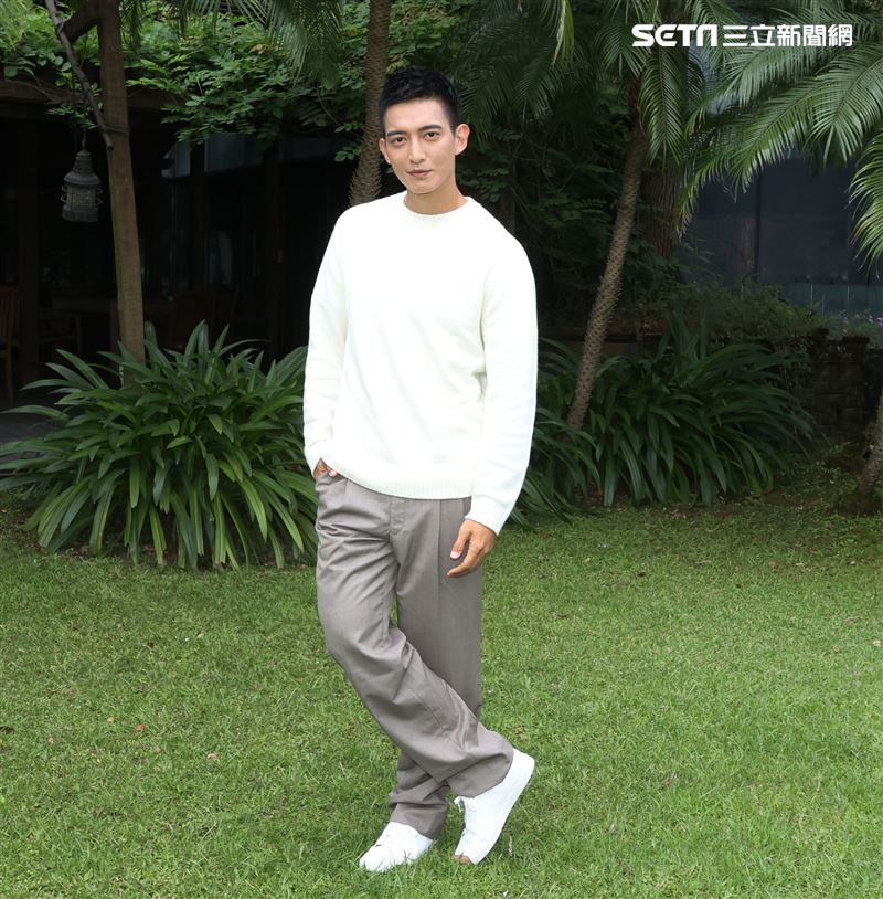 「全明星」王家梁三立新聞網專訪。（記者邱榮吉/攝影）