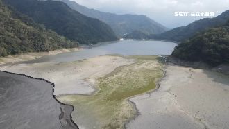 水庫竟乾涸見底　日月潭成「大草原」