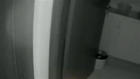 ▲陌生女子半夜闖進家中。（圖／翻攝自公安微信）
