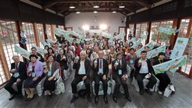 泰雅語、賽德克語維基百科上線發表會泰雅語和賽德克語今年列入全球維基百科語言列，教育部15日舉行發表會，分享兩種族語的維基百科網頁。（教育部提供）中央社記者許秩維傳真　110年4月15日