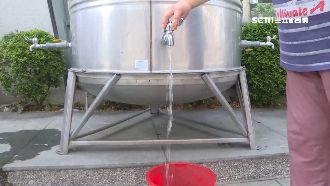 減壓後無水可用　社區住戶排隊儲水