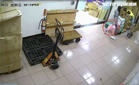 工讀生,直播公司,商品,中和,翻攝畫面