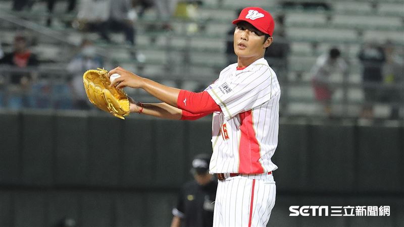 味全龍先發投手王維中傳落腳台鋼雄鷹。（圖／記者劉彥池攝影）