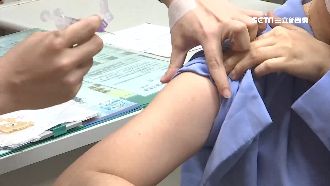 18歲打AZ 她喊:吞5普拿疼仍燒