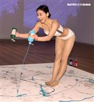 Miya夏米雅新書「四核心瑜珈」、「如瑜得水寫真文集」雙喜發表。（記者邱榮吉/攝影）