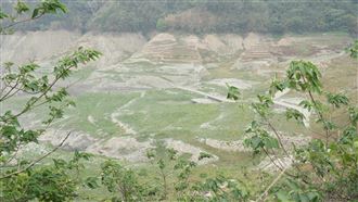 鯉魚潭水庫探底　舊台三線遺址露出