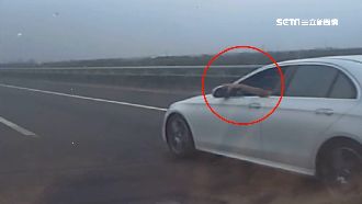 獨／沒被禮讓不爽？轎車逼車10公里