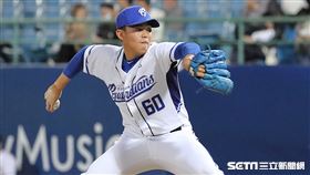 ▲富邦悍將投手曾峻岳。（圖／記者劉彥池攝影）