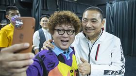 「侯Sir返校日」侯友宜與納豆飆戲（圖／新北市府提供）