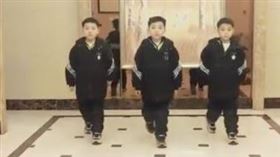 ▲余家三胞胎。（圖／翻攝自微博影片）