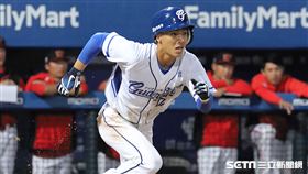 ▲富邦悍將游擊手莊韋恩。（圖／記者劉彥池攝影）