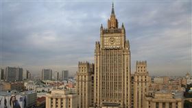 俄羅斯外交部21日發表聲明，已向美國大使館遞交照會，列美國駐莫斯科大使館10名職員為不受歡迎人物。圖為俄外交部大樓。（圖／翻攝自維基共享資源；作者：Frank Baulo，CC BY-SA 3.0）
