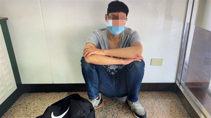 老翁遇假檢警　警查案幫保3百萬積蓄