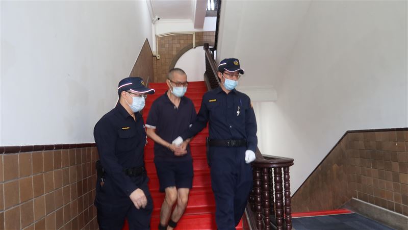 前女友被燒到炭化！狠男逃死冷問法官