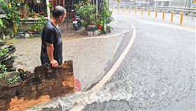 屏東下傾盆大雨！霧台人見積水超開心　潘孟安盼天降甘霖
圖翻攝自潘孟安臉書