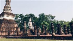 廢棄寺廟中有座巨大泥佛，200年來一直被人遺忘。（圖／翻攝自《洞察軍事》） 