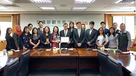 多國駐台觀光代表連袂拜會台灣觀光局。（圖／外國駐台代表聯合會提供）