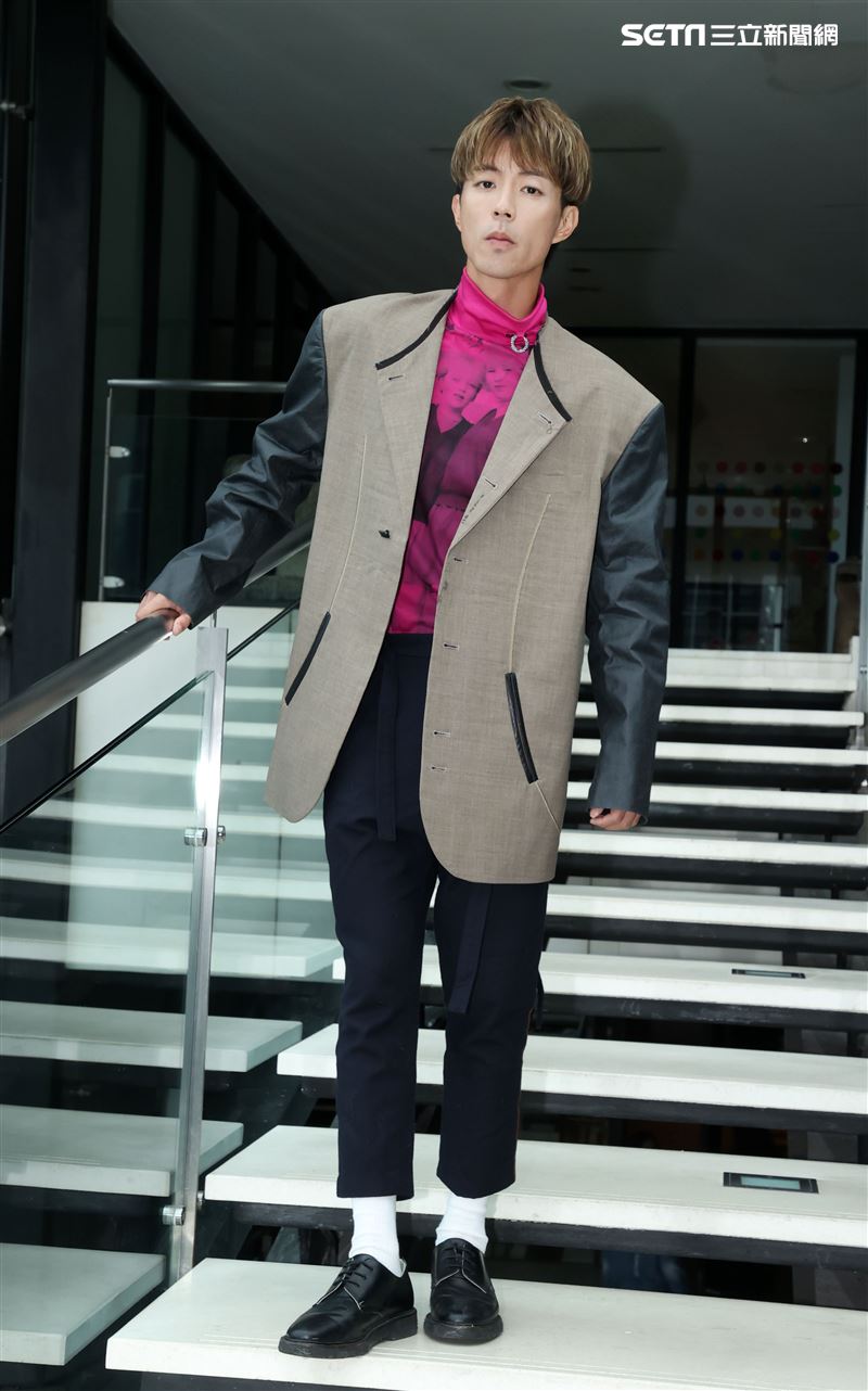 「全明星」廖允杰三立新聞網專訪。（記者邱榮吉/攝影）